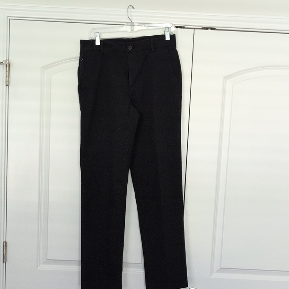 Van Heusen Other - Van Heusen Men's Classic Black Dress Pants (Traveler)